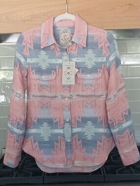 🩷🩵NWT FAHERTY ARTIST SERIES GOODFEATHER AZTEC SOUTHWEST LONG SLEEVE FLANNEL XS